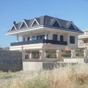 اجرای سقف شیروانی در سردشت